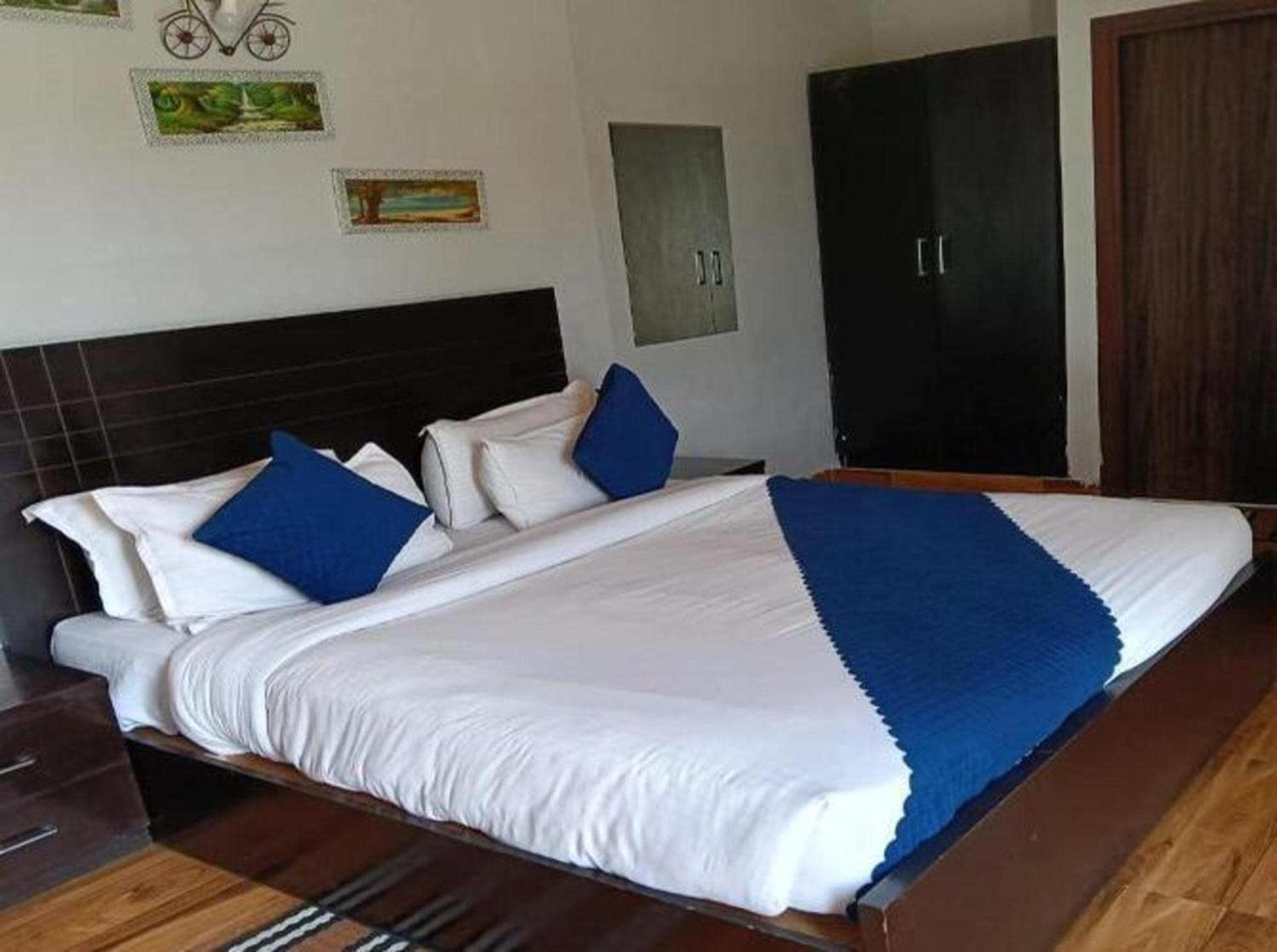 Vrindavan Dreams Hotel And Suites Dış mekan fotoğraf